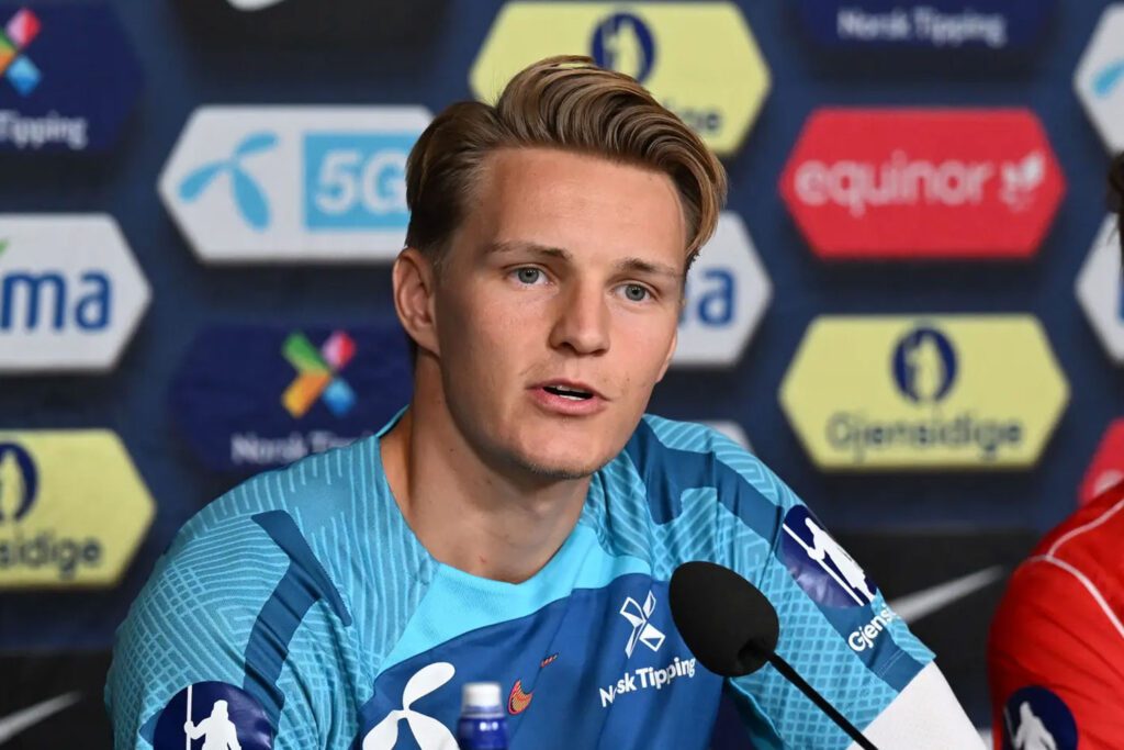 Odegaard en rueda de prensa (Reuters)