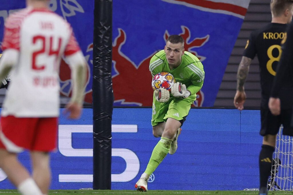Lunin contra el Leipzig (Getty)