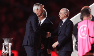 Florentino y Ancelotti saludándose en Arabia (Mundo Deportivo)