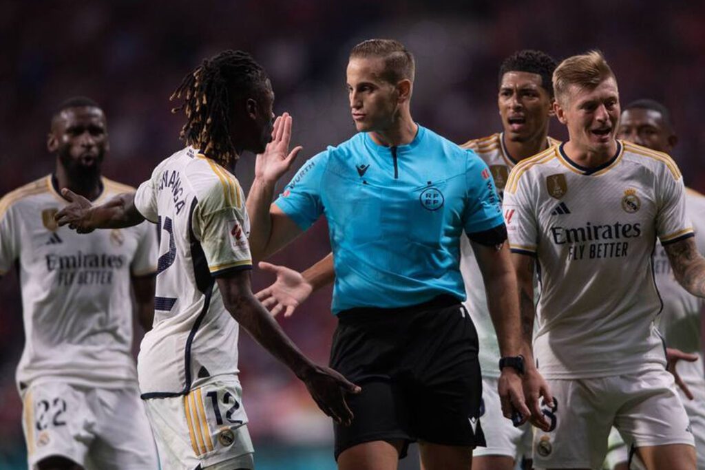 Alberola Rojas en un partido del Real Madrid (Cordon Press)