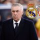 Ancelotti con los escudos del Real Madrid y Athletic Club (Europa Press)