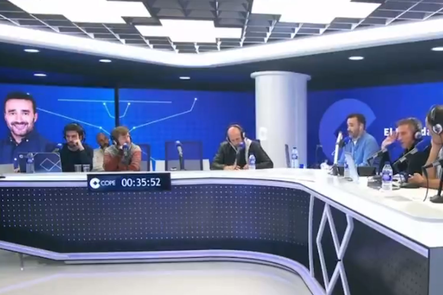 Tertulia en la Cadena Cope