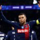 Mbappé celebrando un gol con el PSG (Getty)
