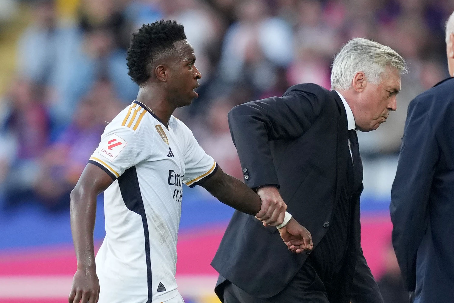 Ancelotti y Vinícius en Montjuïc (Getty)
