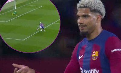 Araújo vio la roja ante el PSG