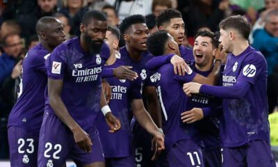 El Real Madrid celebrando un gol ante el Athletic (EFE)