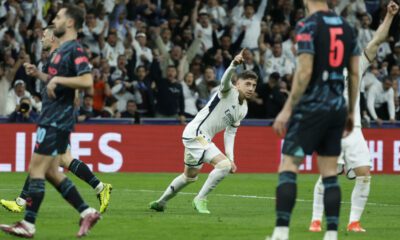 El Real Madrid celebrando su gol al City (EFE)