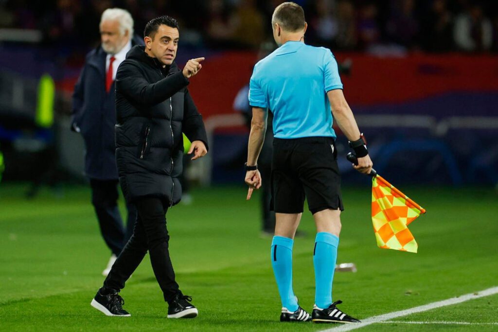 Xavi en un momento del Barça-PSG