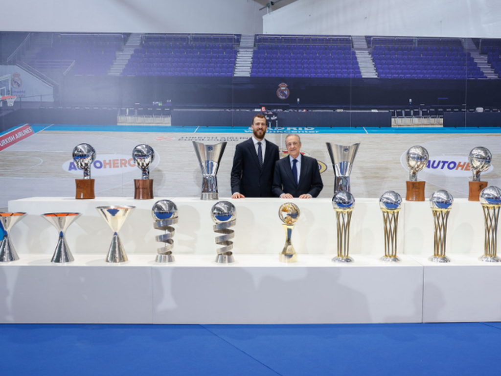 Así fue el adiós más emotivo al Chacho: «Es mi casa»