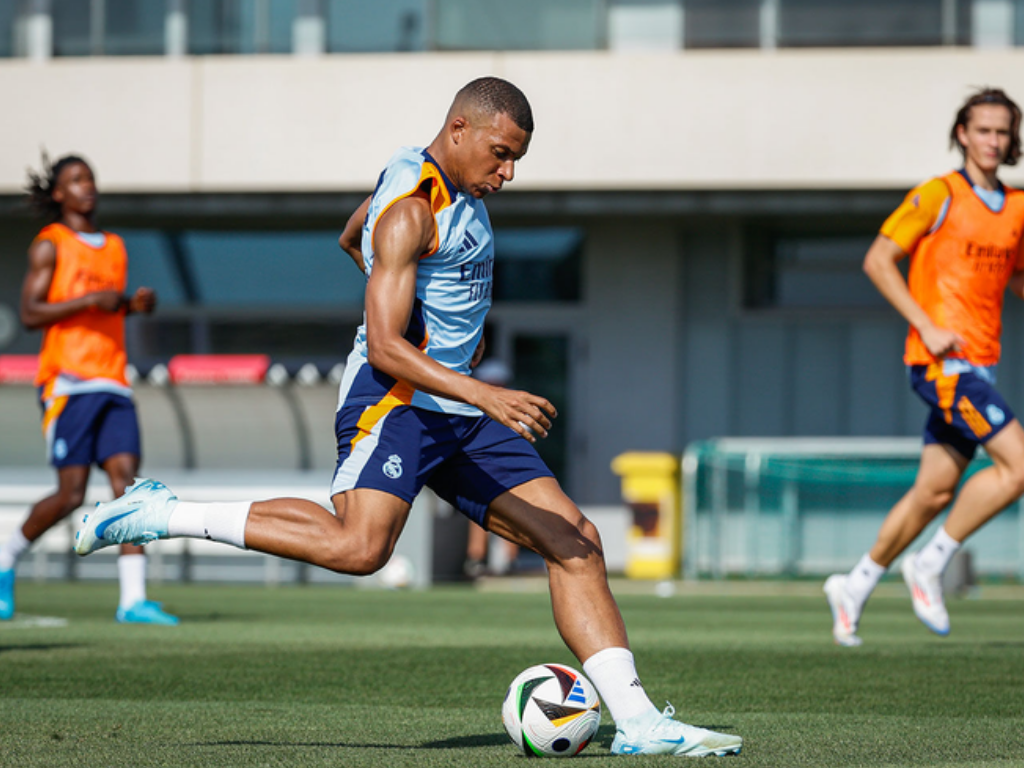 Ancelotti ya los tiene a todos para la Supercopa