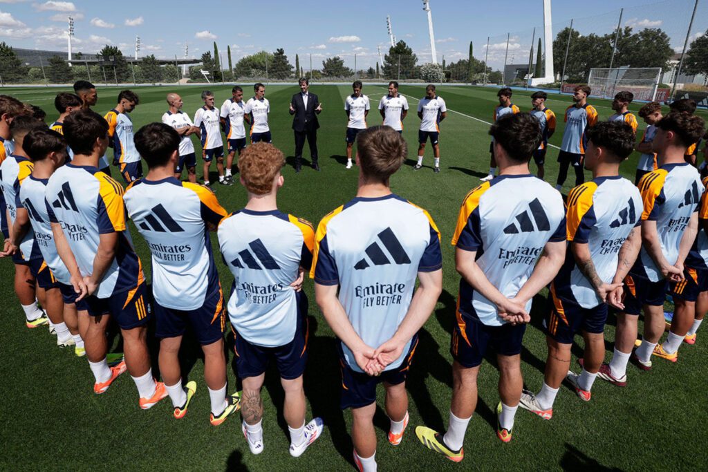 Una de las mejores joyas dice adiós al Real Madrid y se va a la Kings League Jugadores de La Fábrica en un entrenamiento