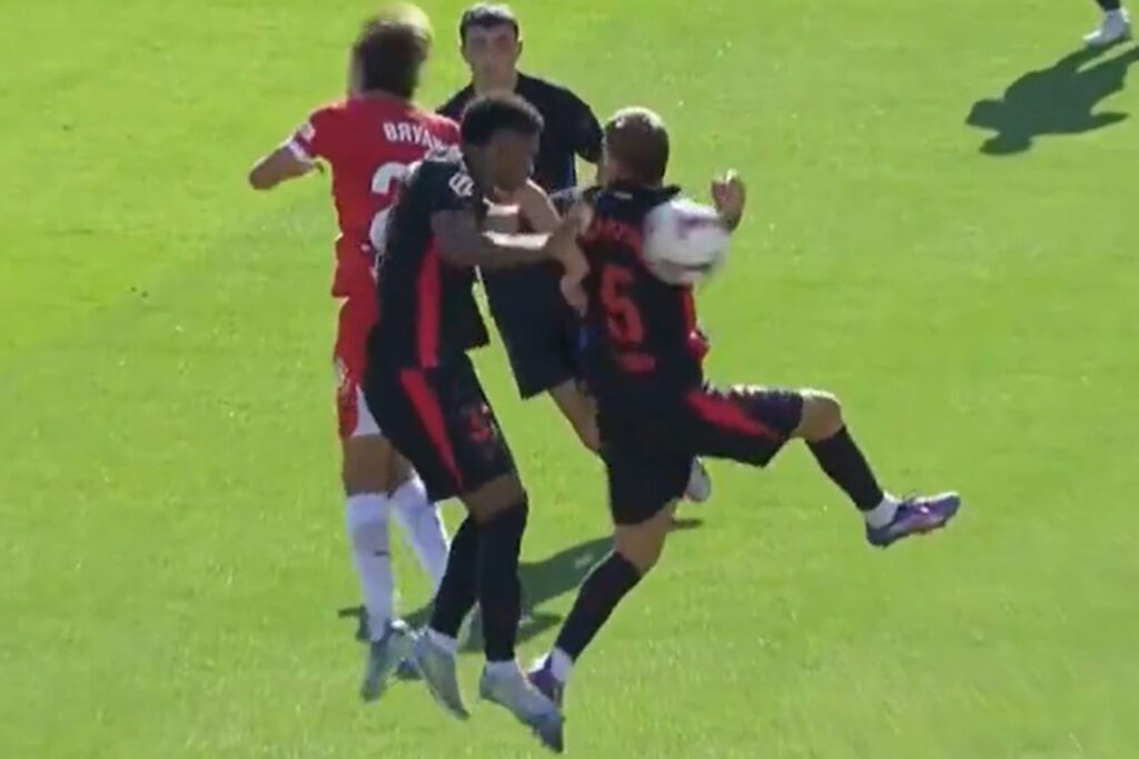 Mateu Lahoz confirma el robo que sufrió el Girona contra el Barça