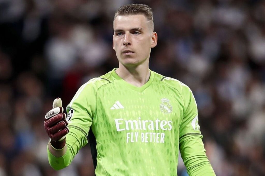 Lunin en un partido