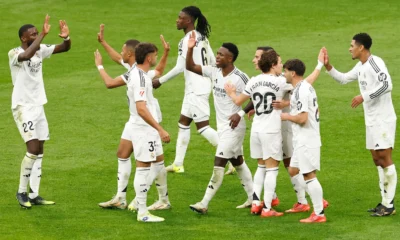 El Real Madrid celebrando su gol ante Osasuna