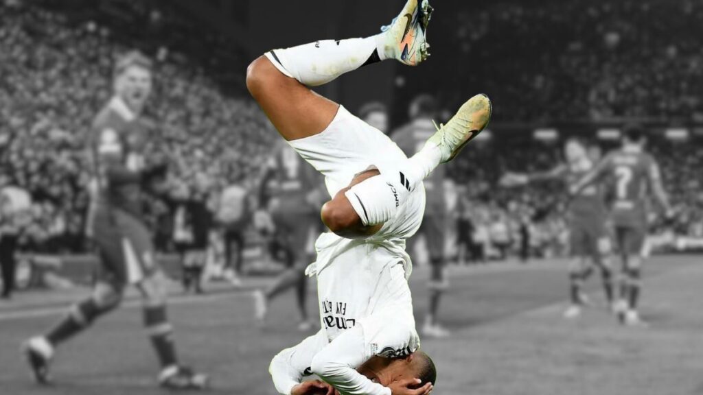 En Francia se burlan de Mbappé: «Entrena break dance…»