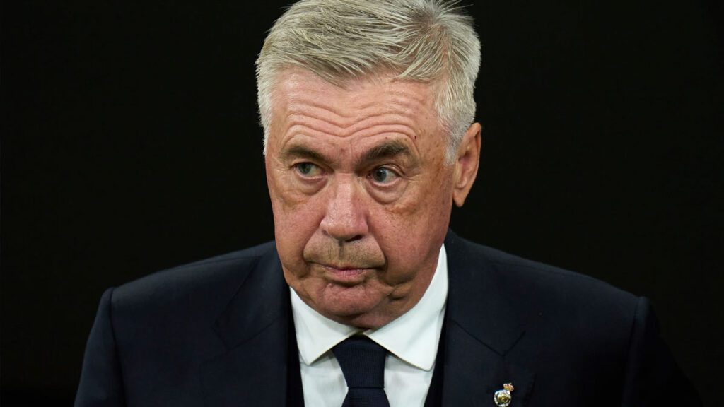 Ancelotti apunta dos nombres, dos centrales marcados en rojo para fichar