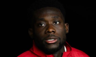 Davies en el banquillo