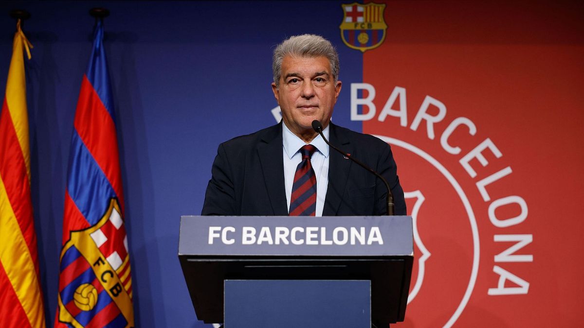 Laporta hablando en un acto del Barça