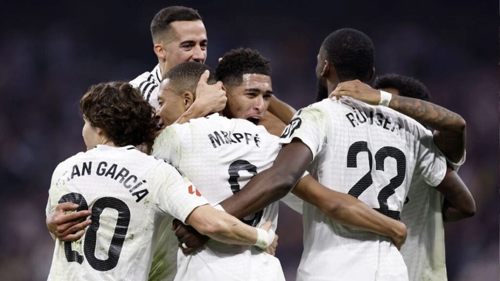 El Real Madrid podría perder uno de sus objetivos de cara a la próxima temporada Gol del Real Madrid en el Bernabéu (Real Madrid)