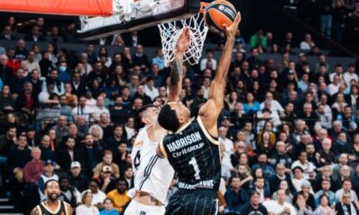 Deck en una jugada contra el ASVEL (Getty)
