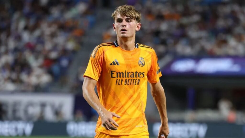 Se activa el fichaje de Nico Paz: el Madrid toma una decisión Nico Paz jugando con el Real Madrid