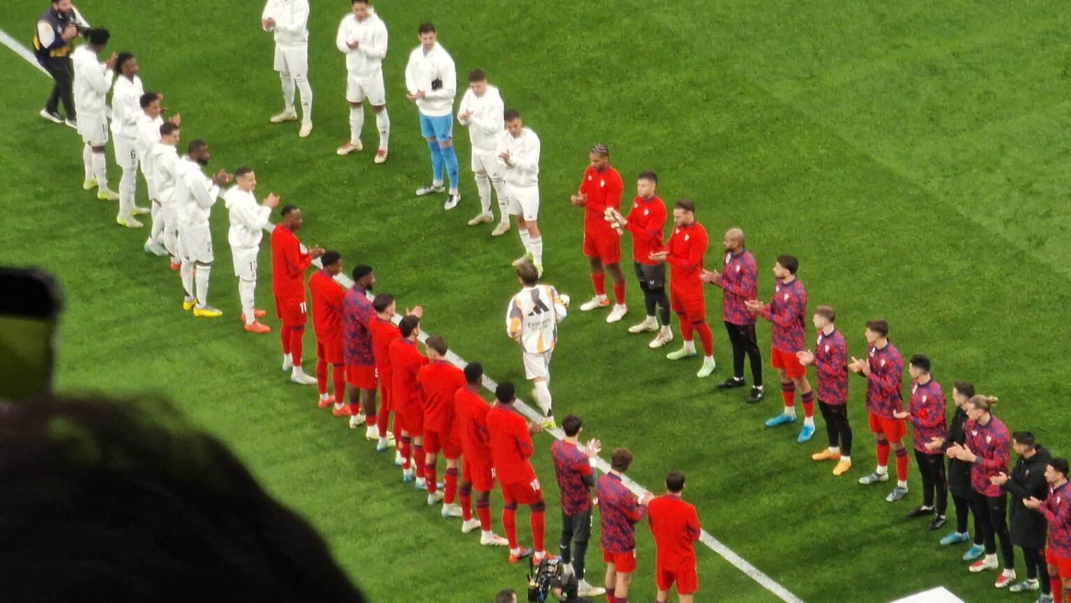 Homenaje del Sevilla por la Copa Intercontinental