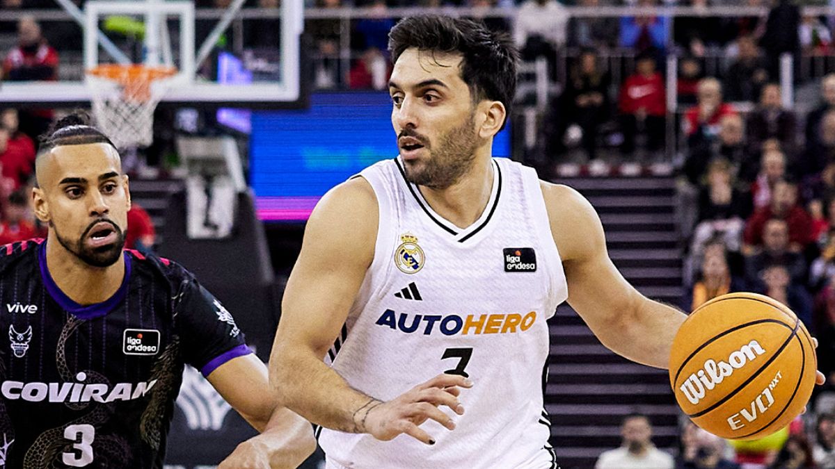 Campazzo jugando contra el Granada