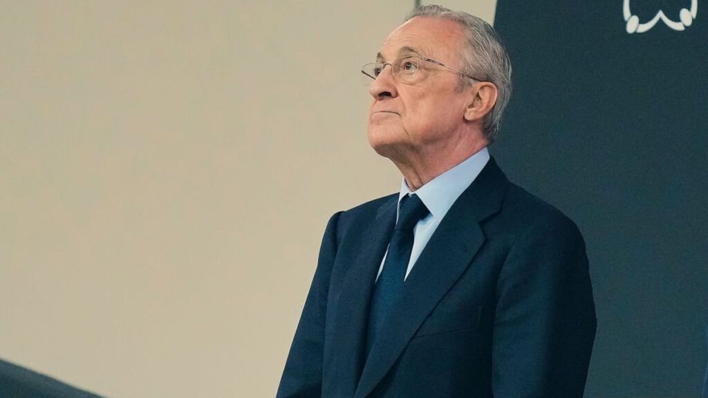 Las dos decisiones en caliente que ha tomado Florentino tras el 2-5