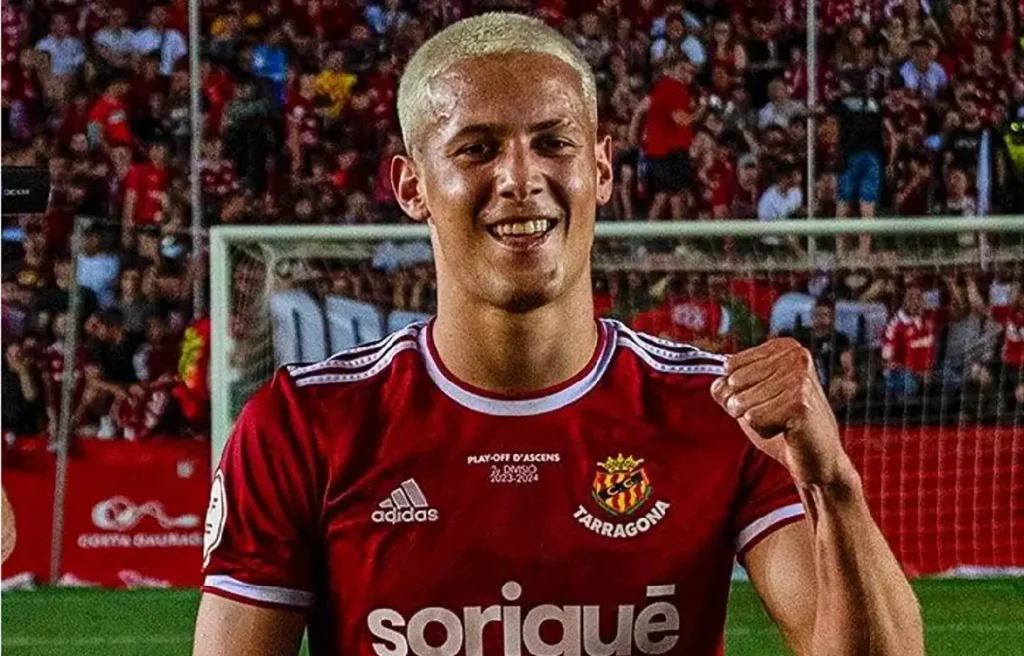 Alan Godoy con el Nastic