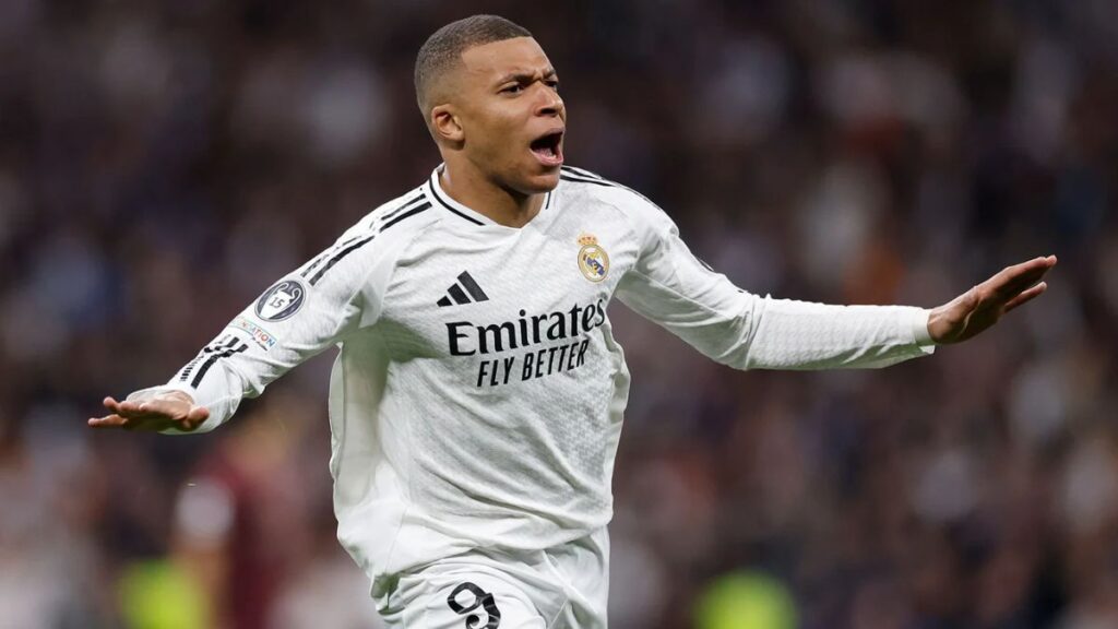 Mbappé celebrando un gol al City