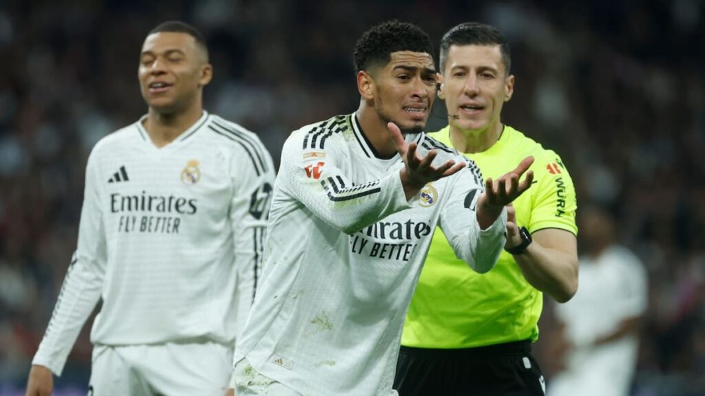 Bellingham protestando a Soto Grado