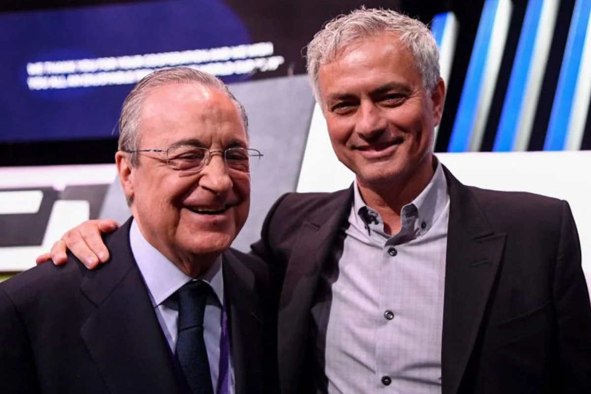 Florentino y Mourinho abrazándose