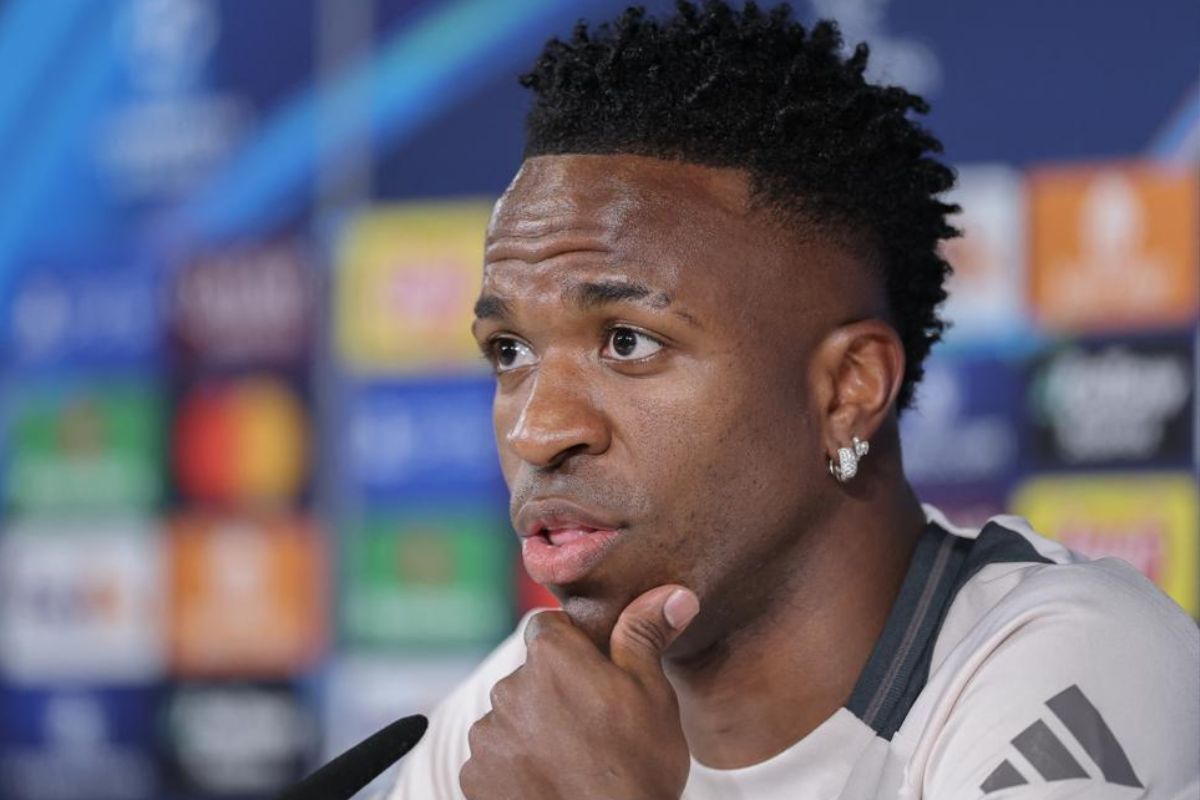 Vinicius en rueda de prensa de la Champions