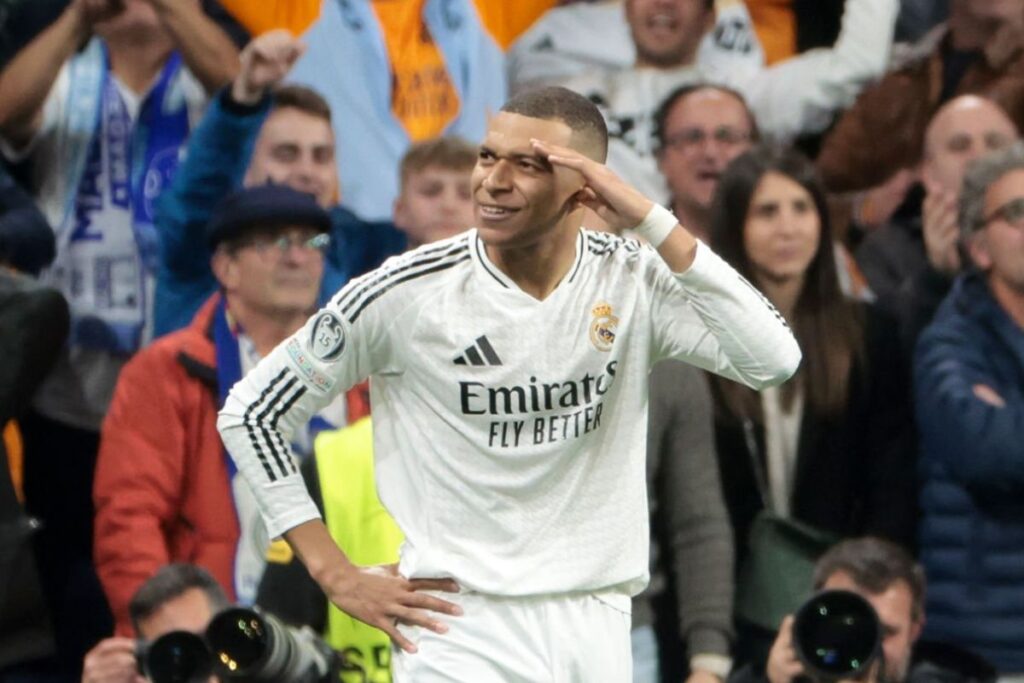 Mbappé celebrando su gol al City