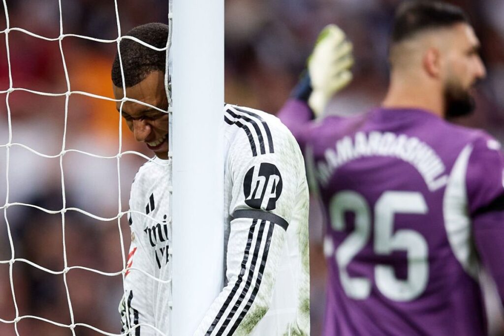 Real Madrid 1-2 Valencia: estrellados, ¿y adiós a LaLiga? Mbappé en el partido contra el Valencia