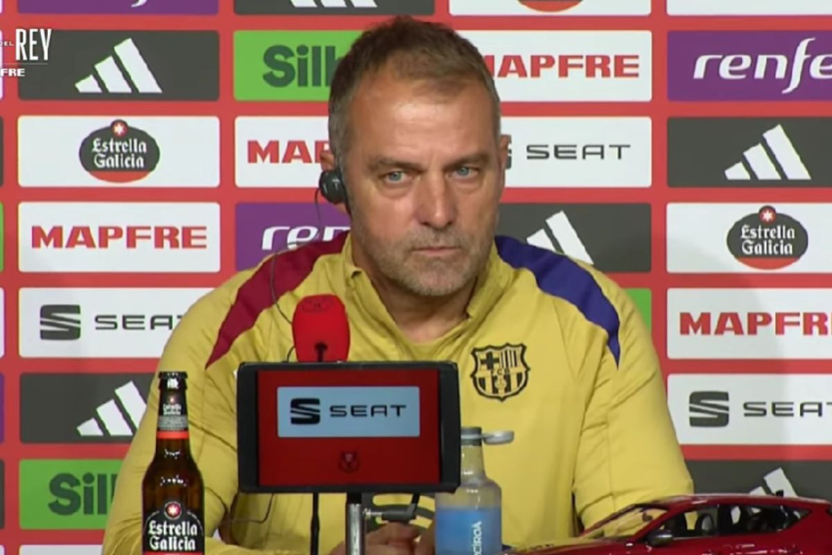 Flick en rueda de prensa