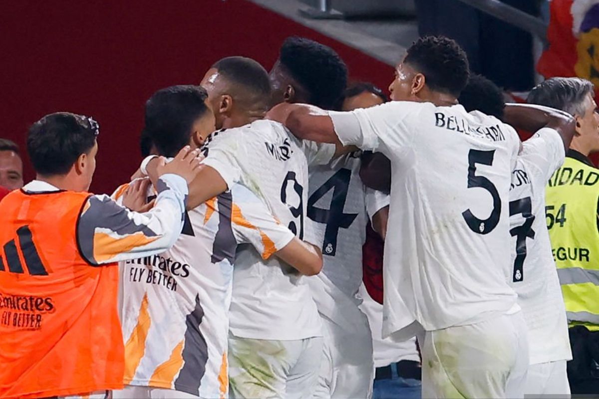 Jugadores del Madrid celebrando un gol al Barça