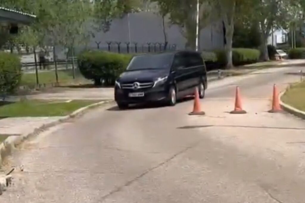 La furgoneta que llevaba a Ancelotti y la CBF