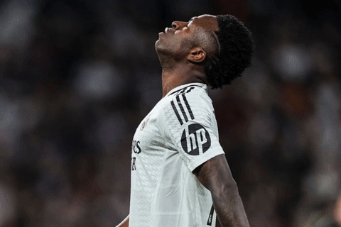 El Real Madrid cabizbajo en el Bernabéu