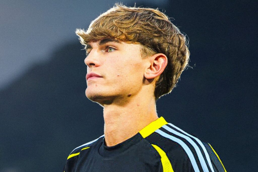 Nico Paz en el Como