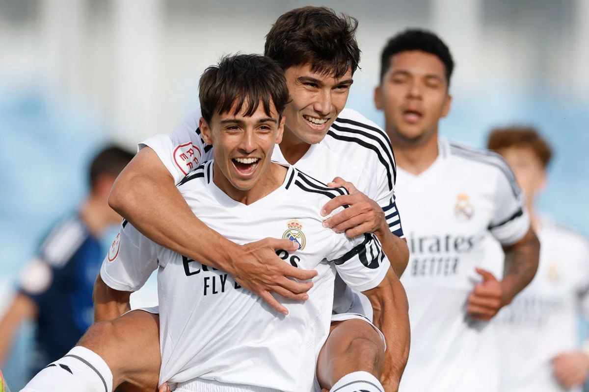 El Castilla celebrando un gol en el Di Stéfano