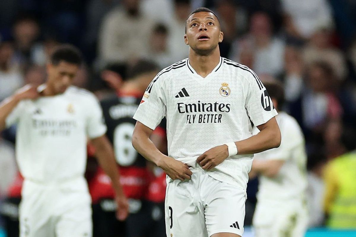 Mbappé lamentando el gol del Mallorca