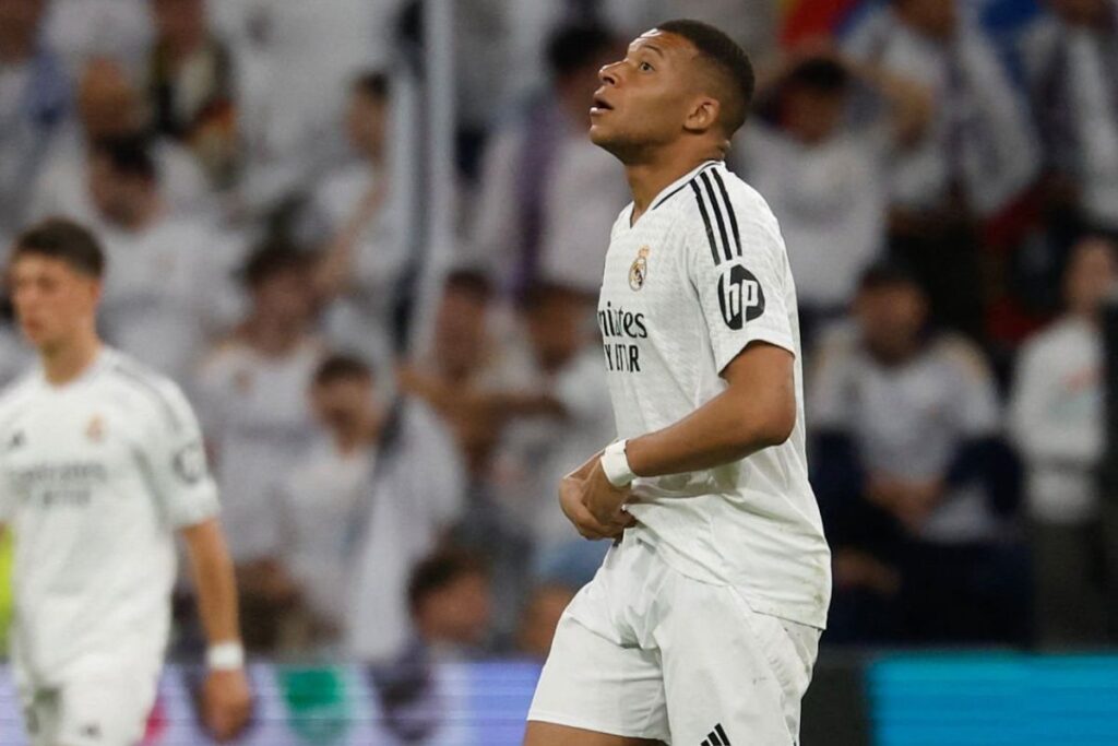 Mbappé lamentando el gol del Mallorca