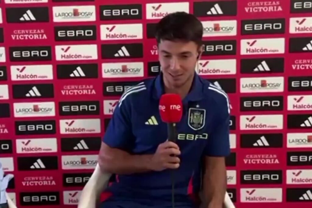 Zubimendi en una entrevista con España