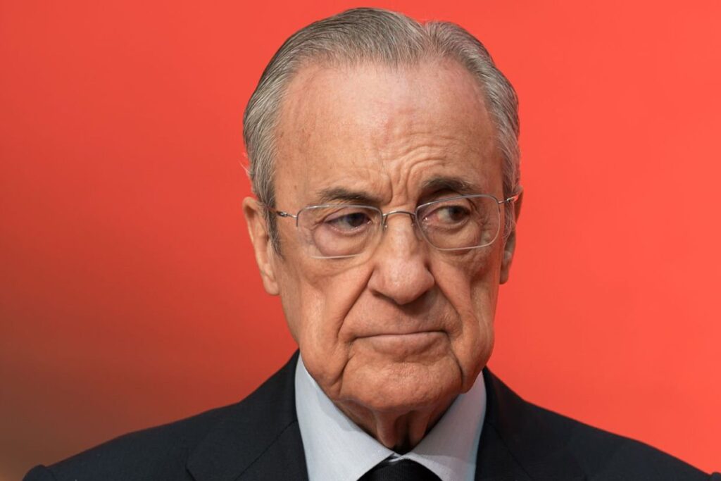 Florentino en un acto