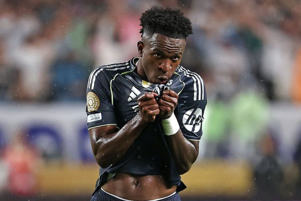 Trato cerrado con Vinicius, lo anuncia tras su exhibición en el Mundial
