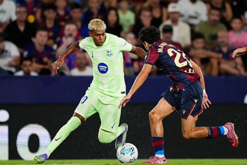 El Levante le regala una remontada al Barça (2-3)