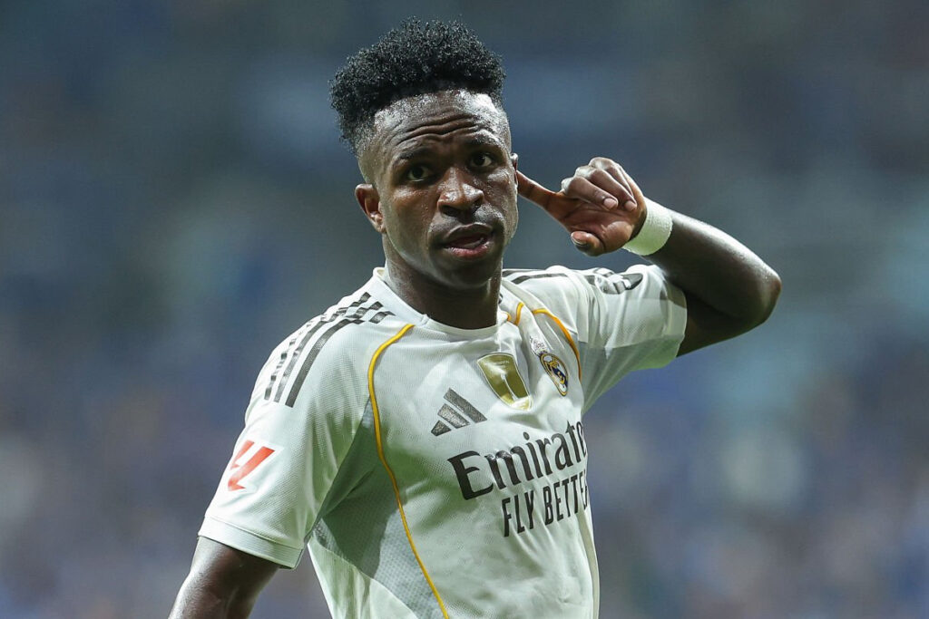 Vini celebra su tanto en el Carlos Tartiere (Getty)