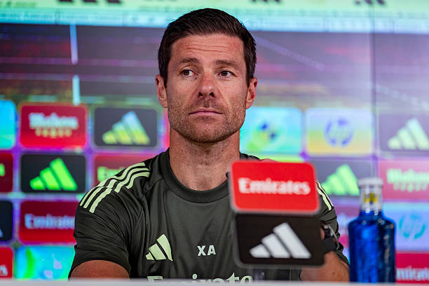 Xabi: «El Villareal-Barça adultera la competición»
