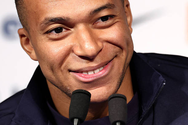 Mbappé actualiza su estado físico en Francia: «Quiero jugar»